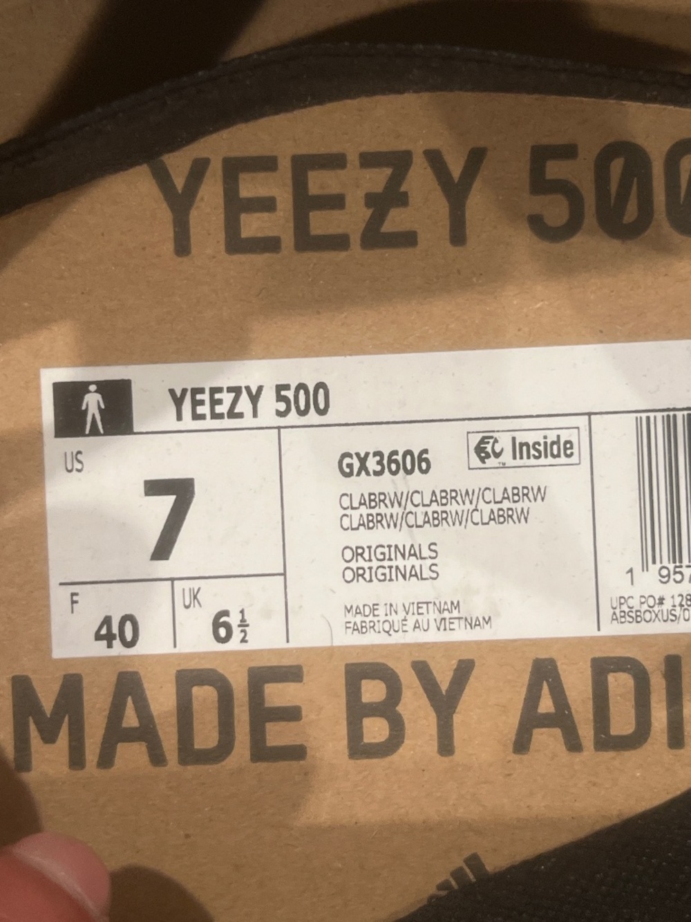 YEEZY 500 SIZE 7